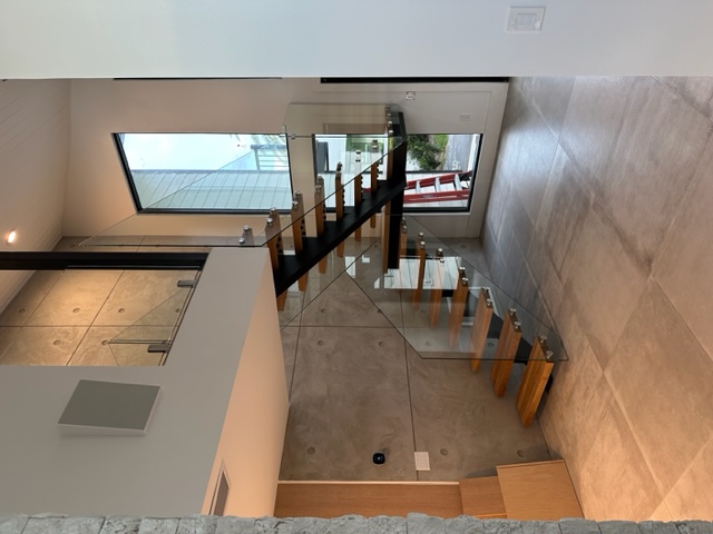 Railing Max craftsmanship detail