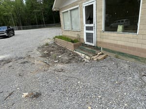 {{ custom_values.service_1 }} in {{custom_values.area_4})