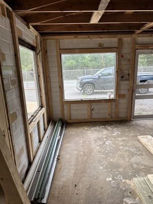 {{ custom_values.service_4 }} in {{custom_values.area_7})