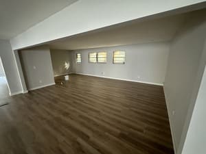 {{ custom_values.service_4 }} in {{custom_values.area_5})