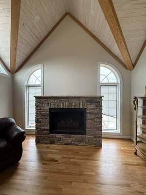 {{ custom_values.service_4 }} in {{custom_values.area_7})