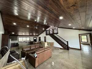 {{ custom_values.service_3 }} in {{custom_values.area_7})