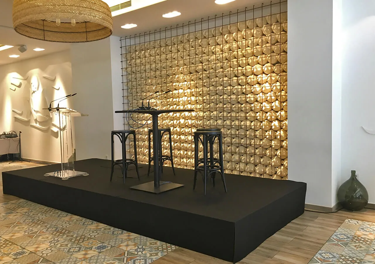 Mobiliario para evento corporativo