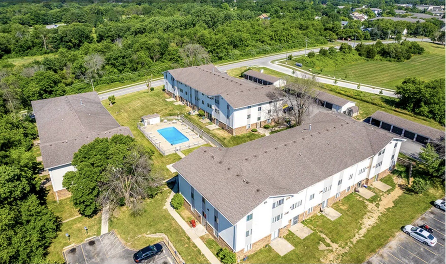 Hampton Meadows & The Ridges apartment communities in Des Moines, Iowa