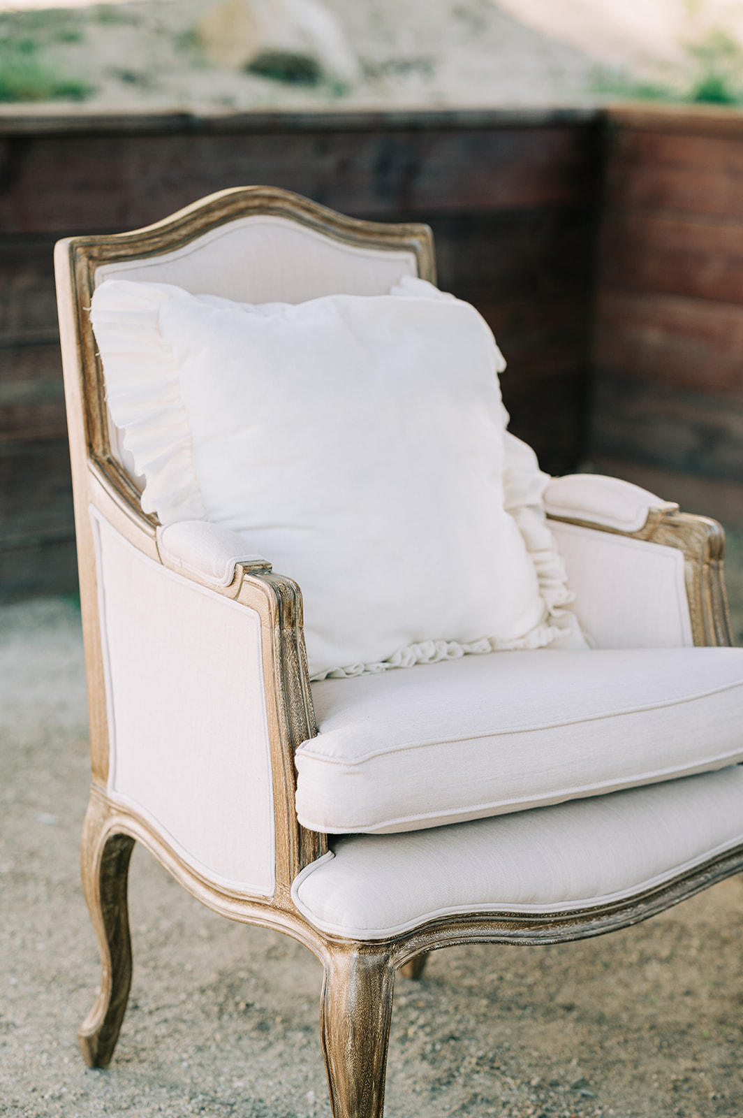 Lounge & Seating 6