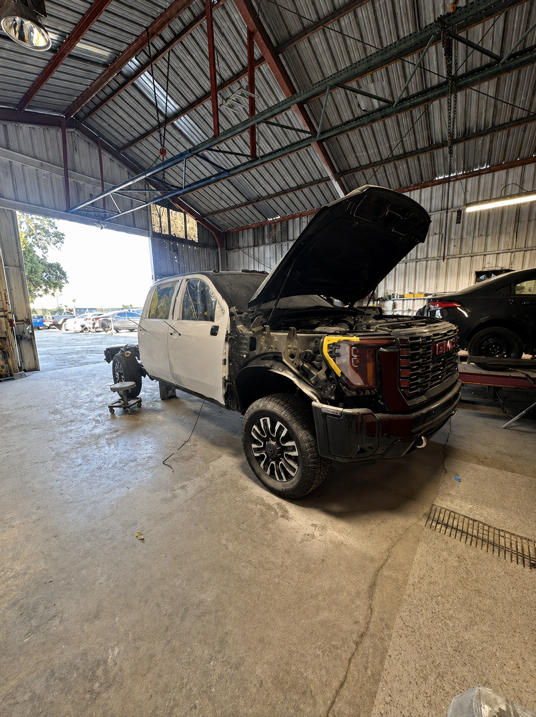 Auto body repair service for Chino, CA drivers