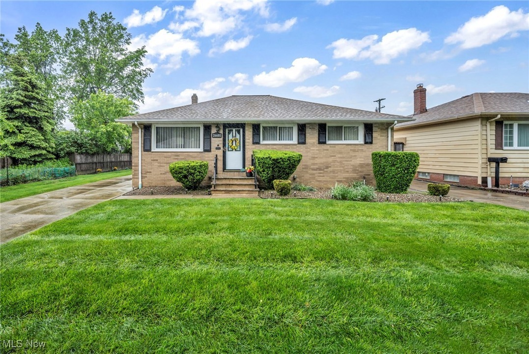 Euclid Ohio Cleveland suburb house purchased by Gabe Buys Homes