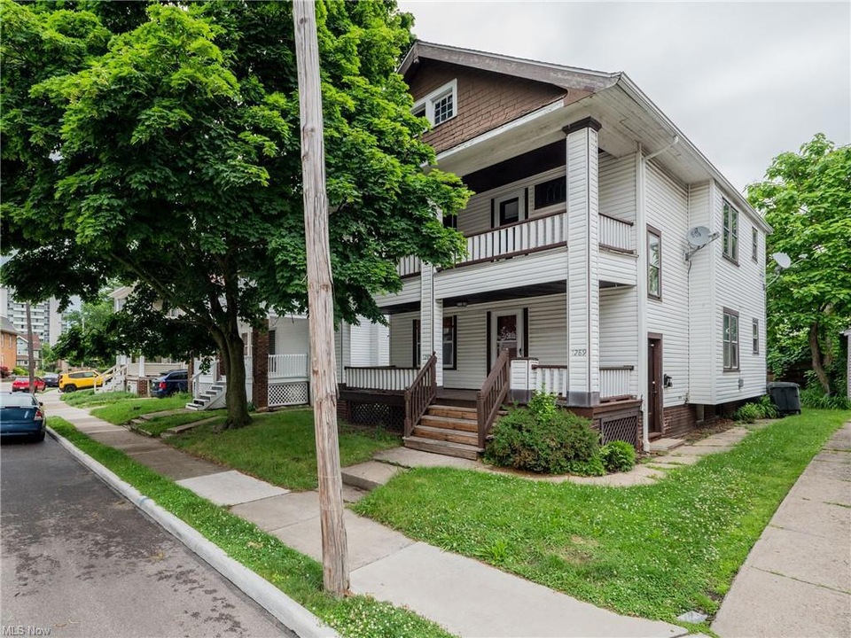 Lakewood Ohio Cleveland suburb home purchased by Gabe Buys Homes