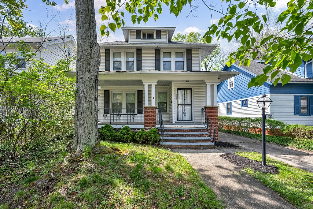 936 Selwyn Rd, Cleveland Heights OH — purchased by Gabe Buys Homes