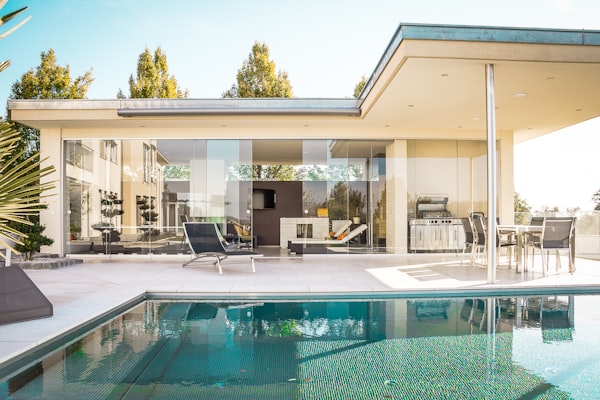 Neptune Beach neighborhood home — cash buyer Gabe Buys Homes