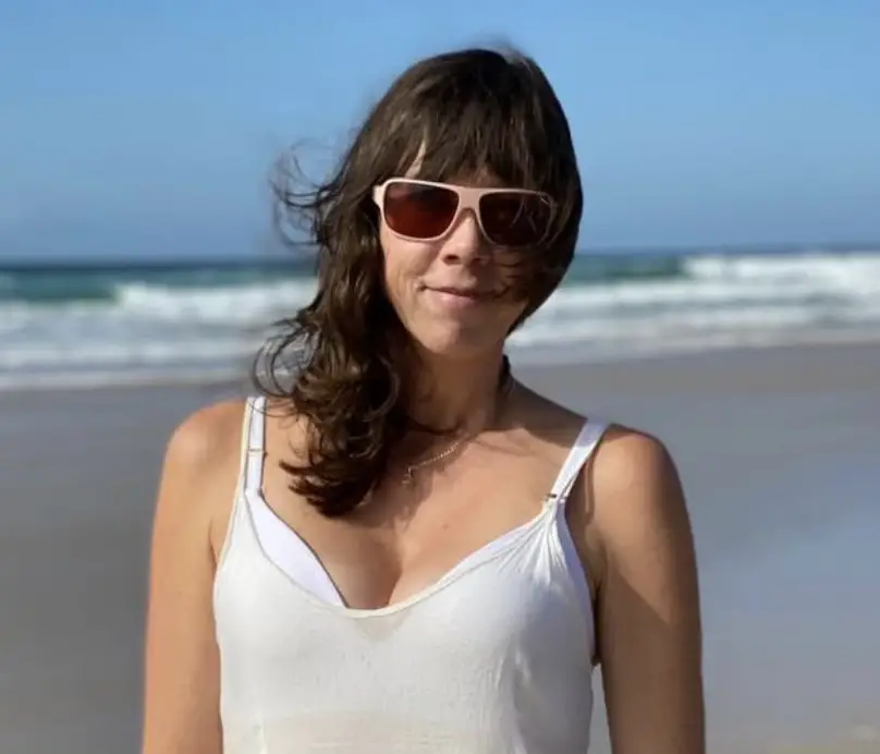 Clea Rose, Reflexologist