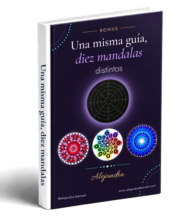El bono Una misma guía, diez mandalas, como libro, con una base y tres mandalas pintados en la tapa