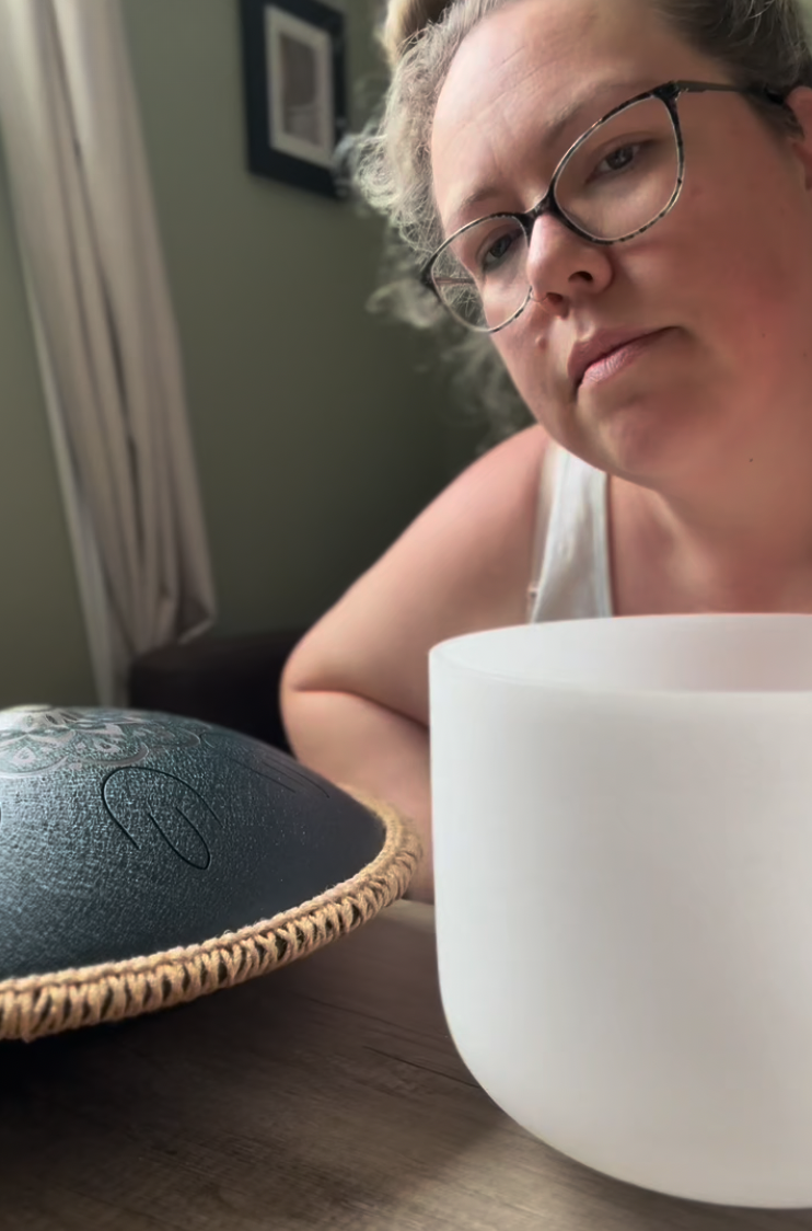 Karolina with crystal bowl & tongue drum
