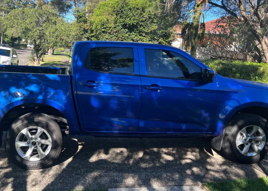 Dark Window Tint Applied In Sydney