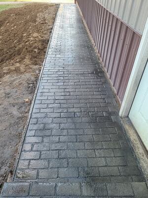 {{ custom_values.service_3 }} in {{custom_values.area_3})