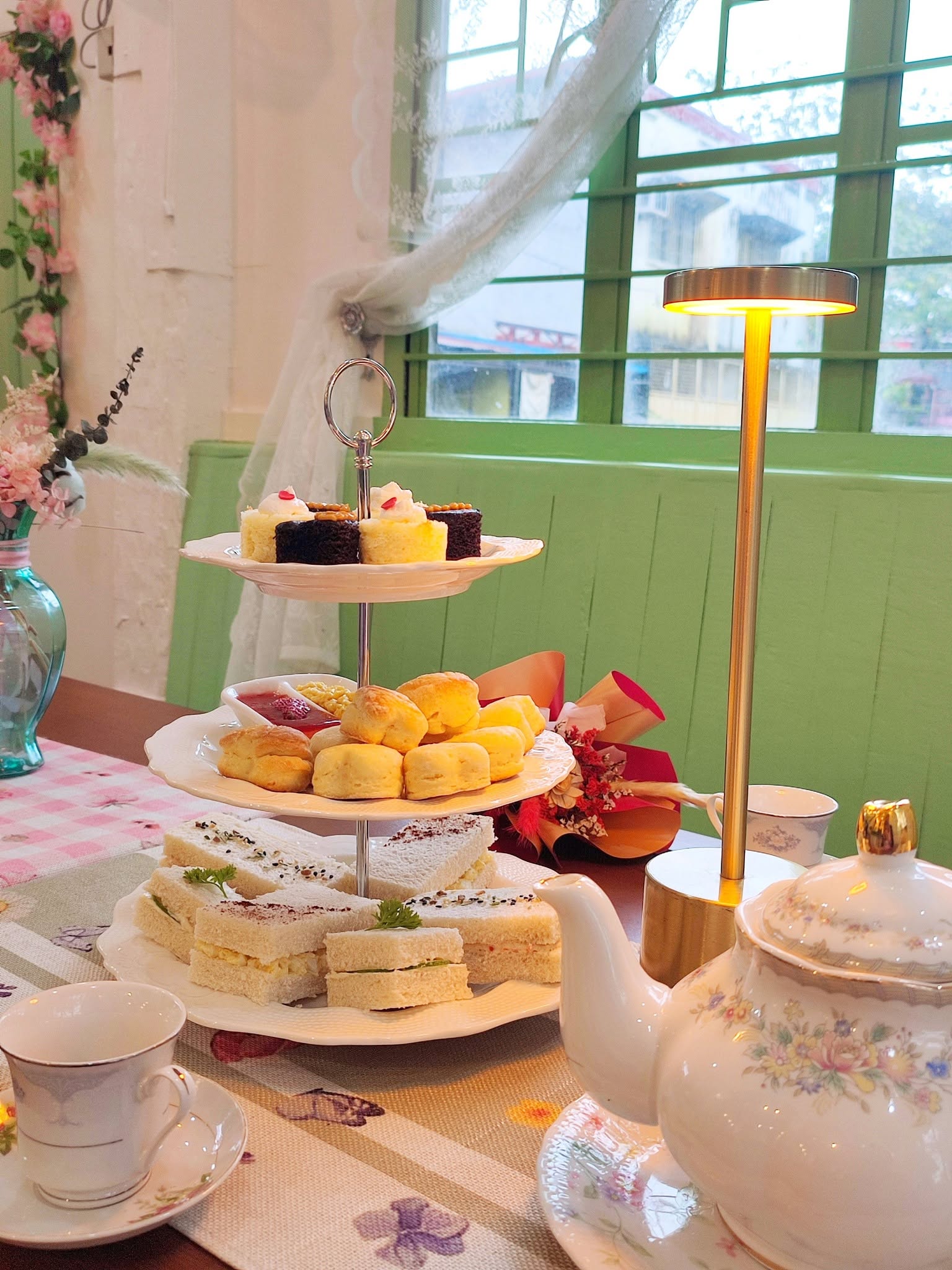 Afternoon Tea Set B