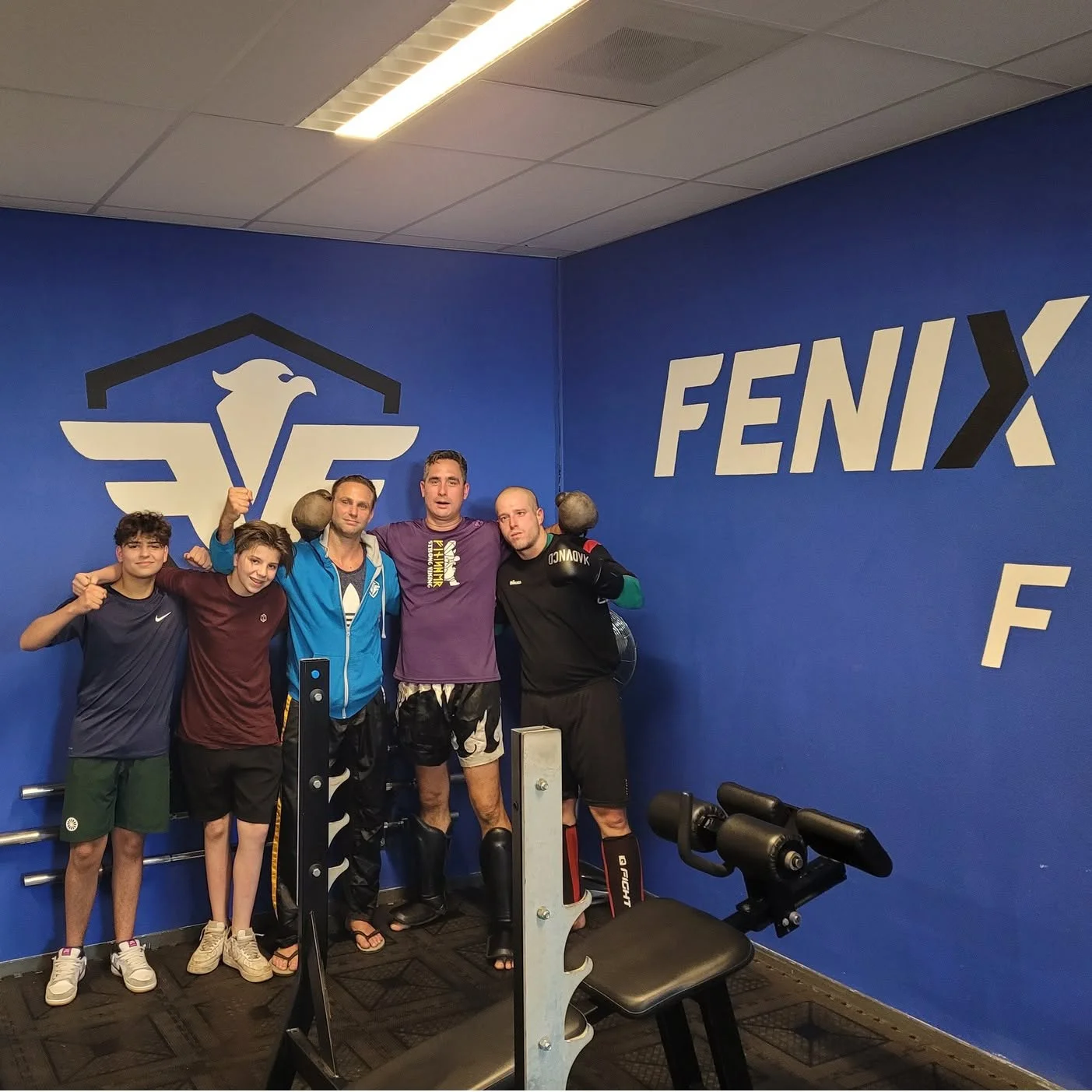 Sporters en trainers bij Fenix Fitness