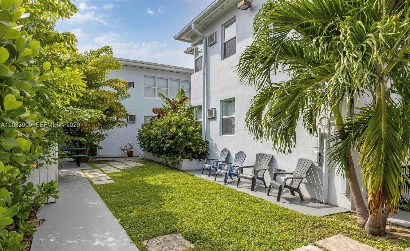 9473 ABBOTT AVE #5, SURFSIDE - Photo 1