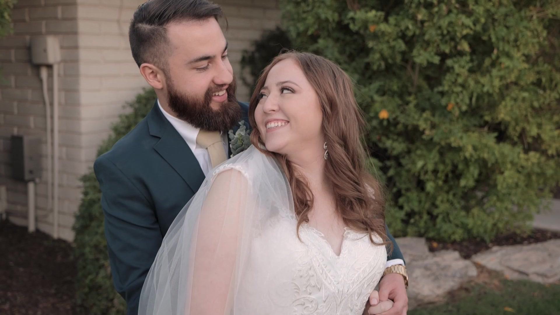 Bride's detail shot with desert florals