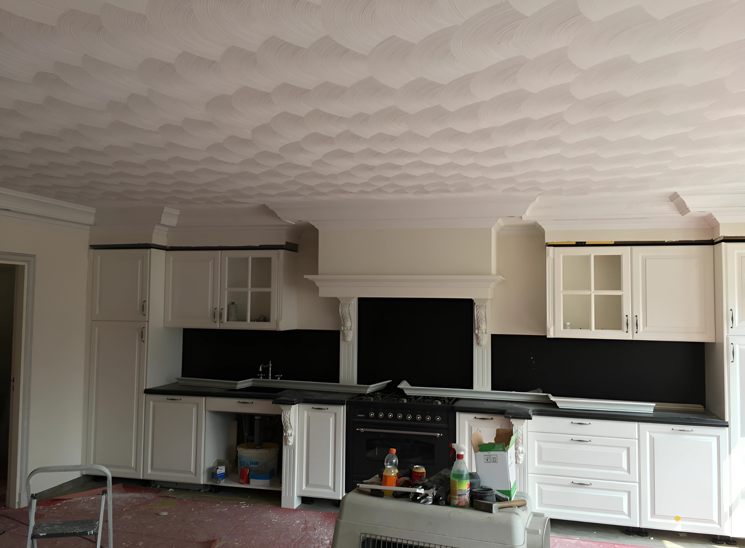 Plafond afgewerkt met patroonstucwerk — Wilms Stukadoor & Verwarming Helmond