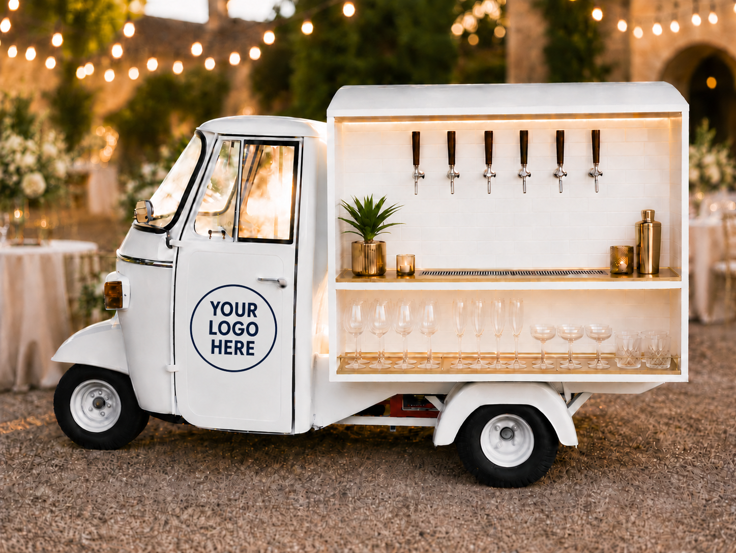 Full view of the Don Rocco electric six-tap Piaggio mobile bar