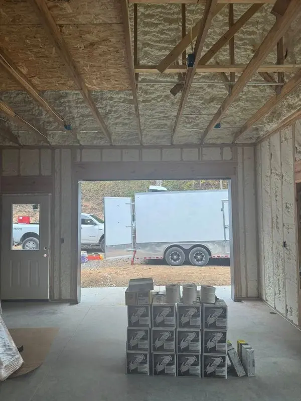 Closed Cell Spray Foam Added Structural Strength
