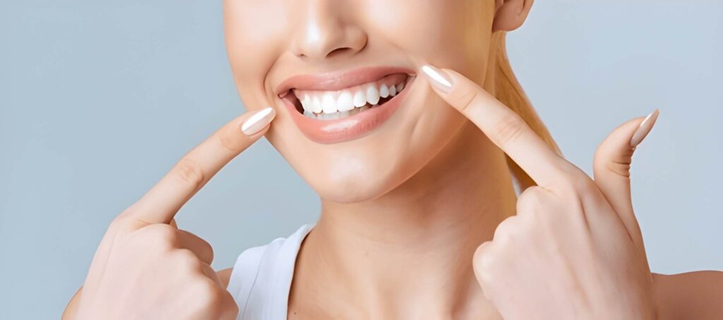 The Ultimate Guide to Porcelain Veneers: Longevity, Care & Natural Aesthetics