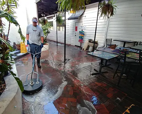 Pressure Washing in Altamonte Springs