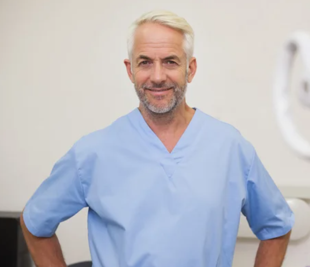 Dr. Johan Rojas Martínez