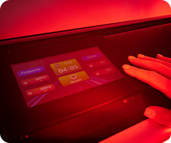 Control screen for red light device