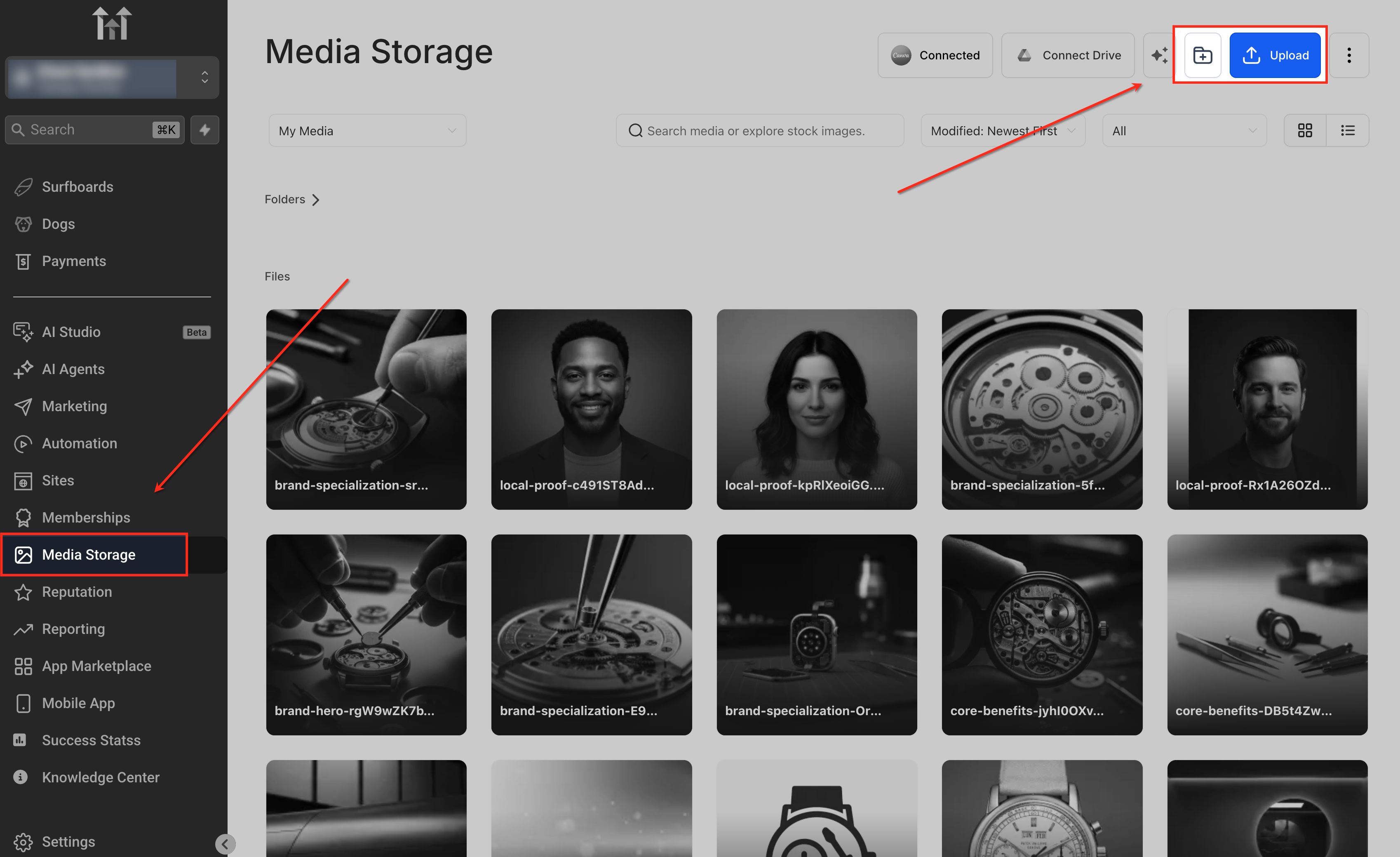 Interfaccia dell'archivio media di Futuria CRM con cartelle organizzate.