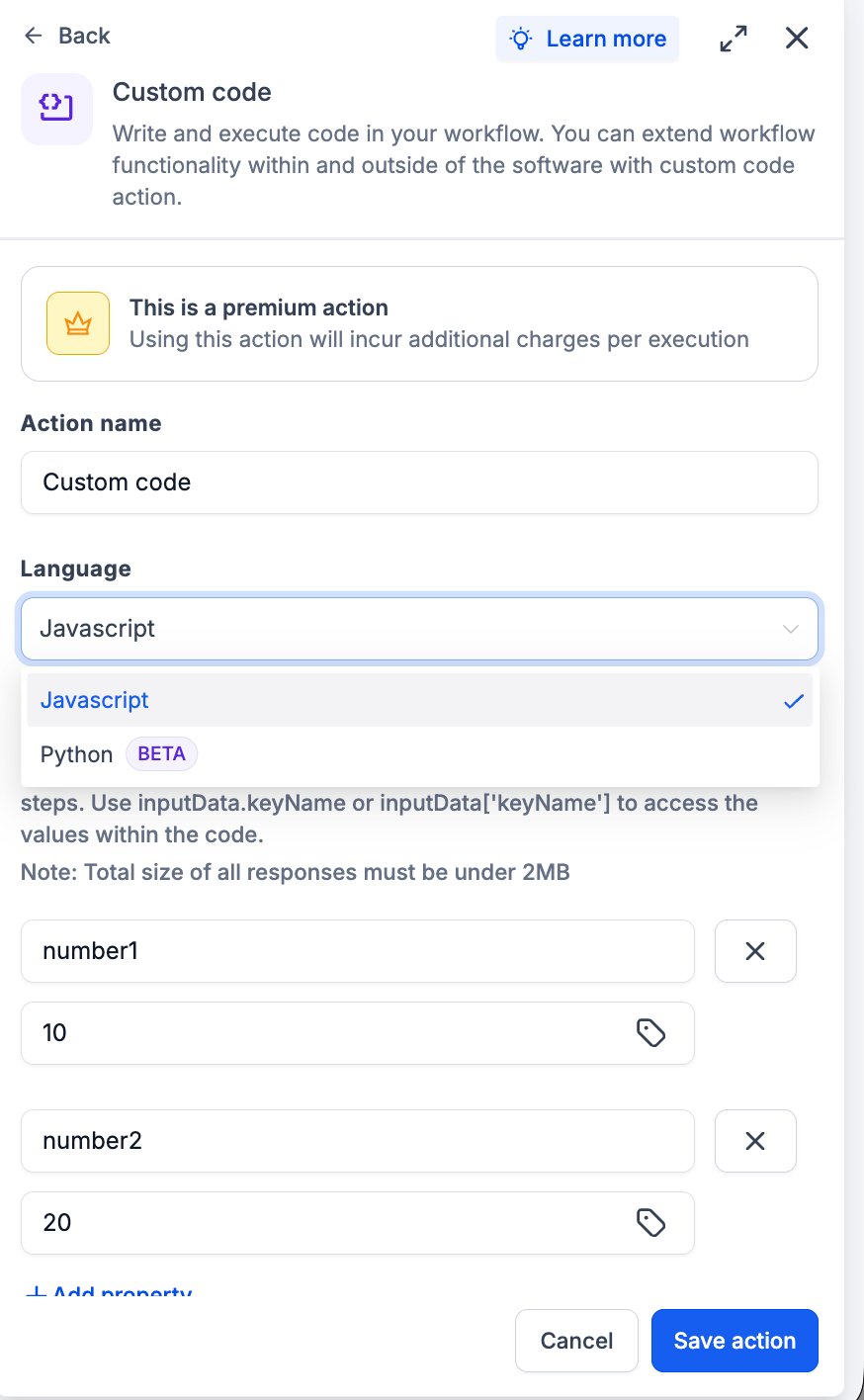 Schermata dell'azione Codice Personalizzato in Futuria CRM che mostra l'opzione per selezionare Python come linguaggio.