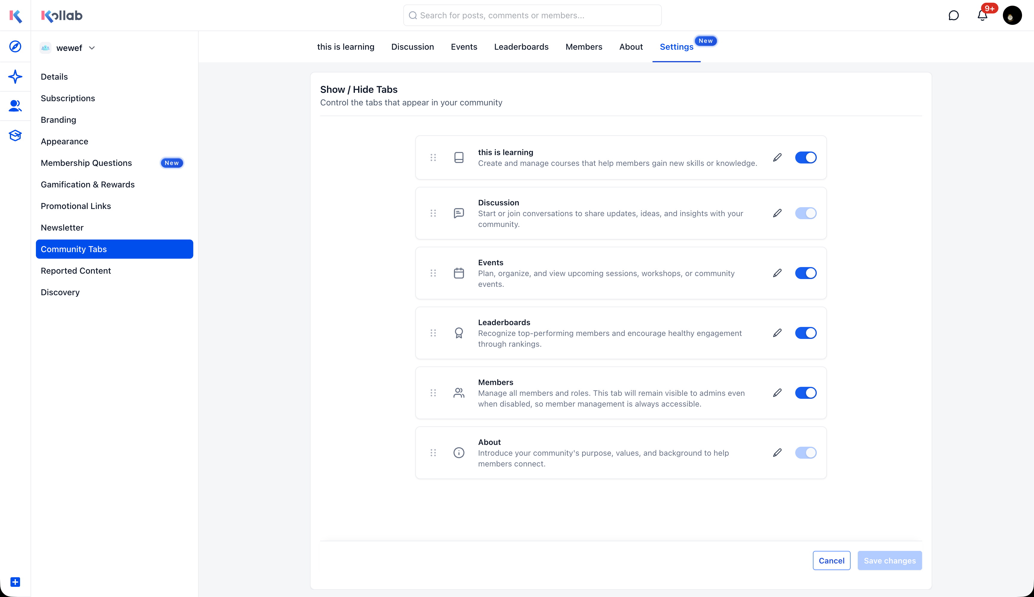 Impostazioni delle schede della Community in Futuria CRM, con opzioni per riordinare e rinominare.