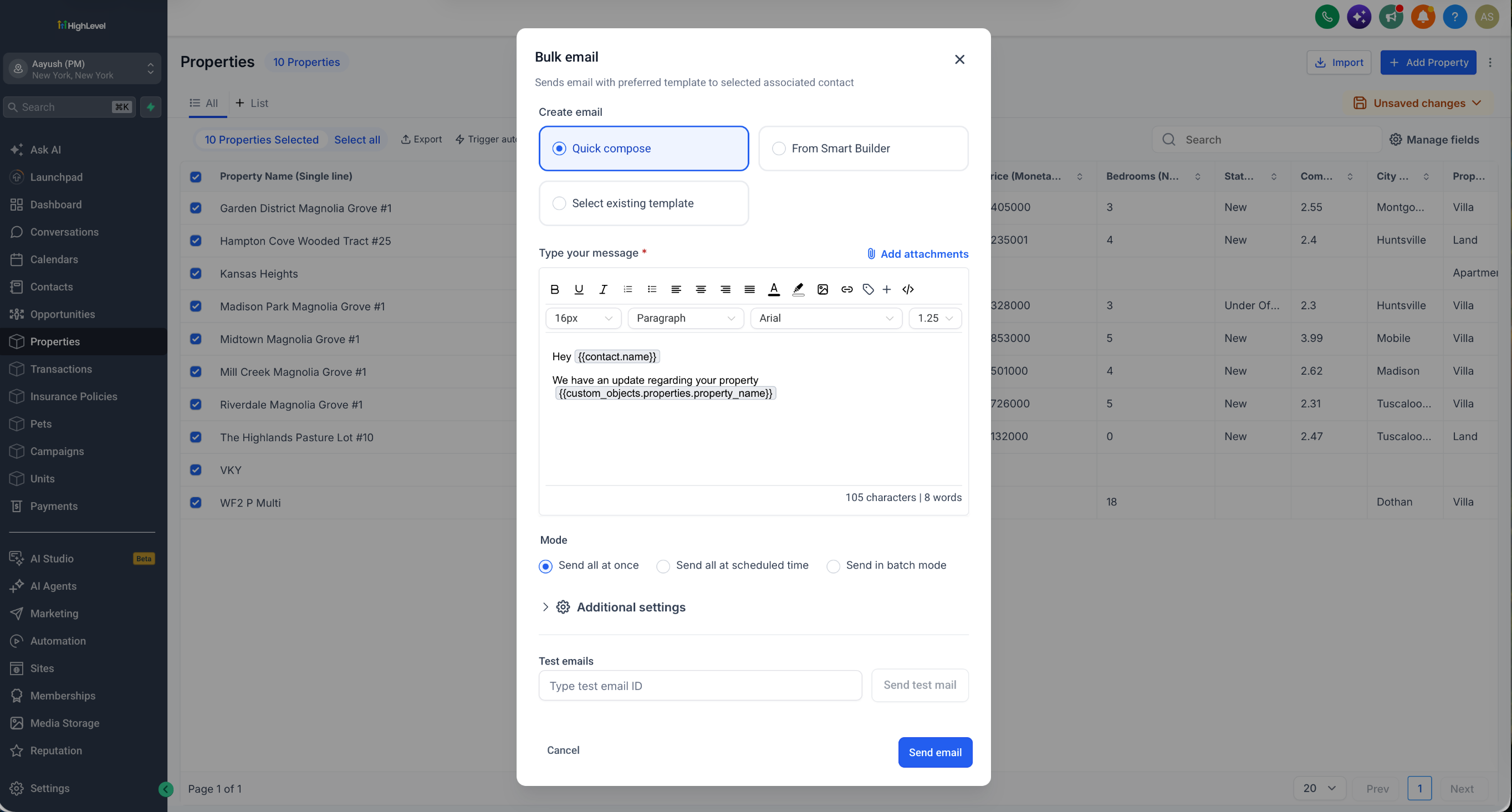 Editor per la composizione dell'email con campi personalizzati da Contatti e Aziende.