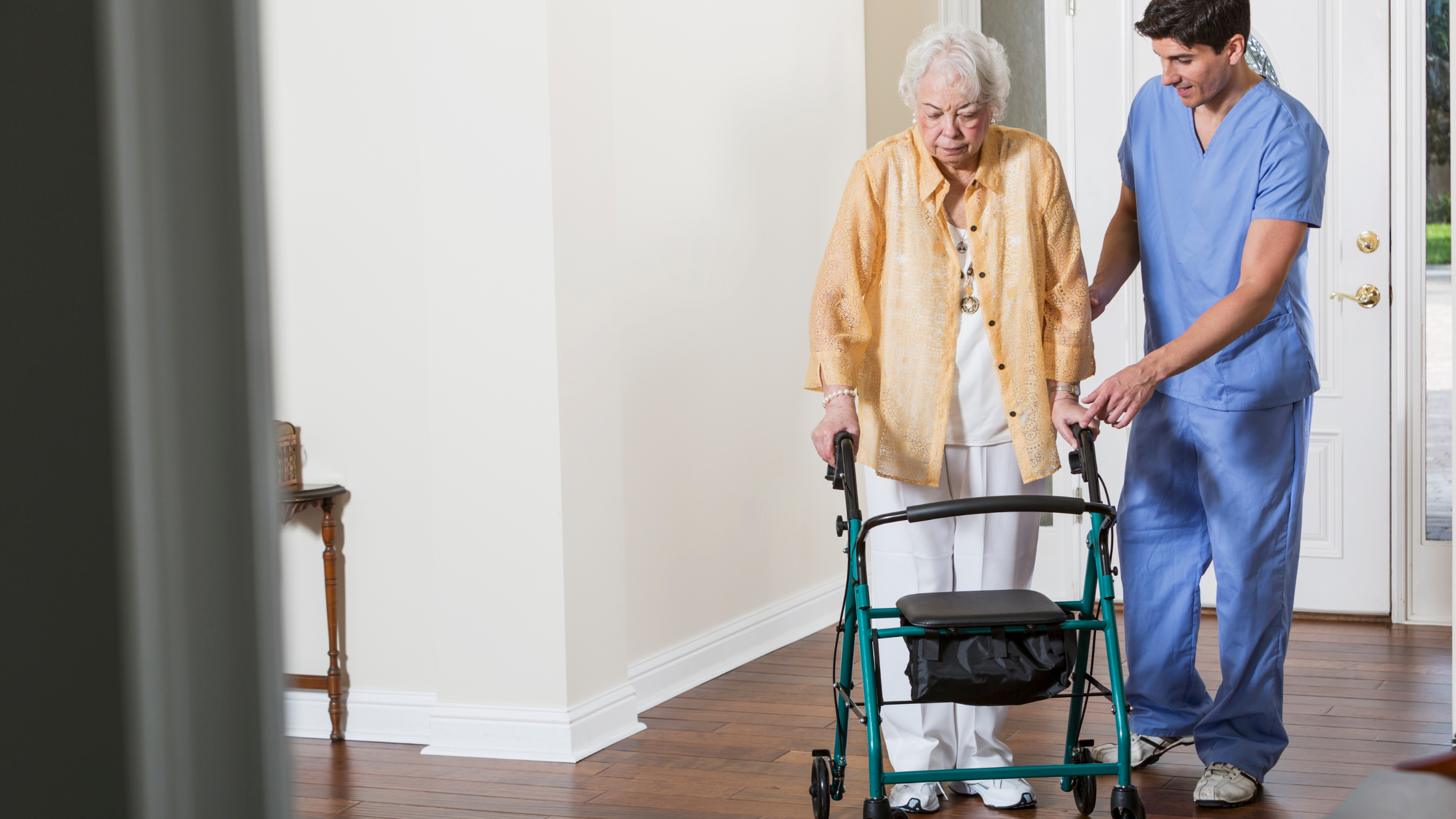 Senior with arthritis receiving home care services in Lakewood CA