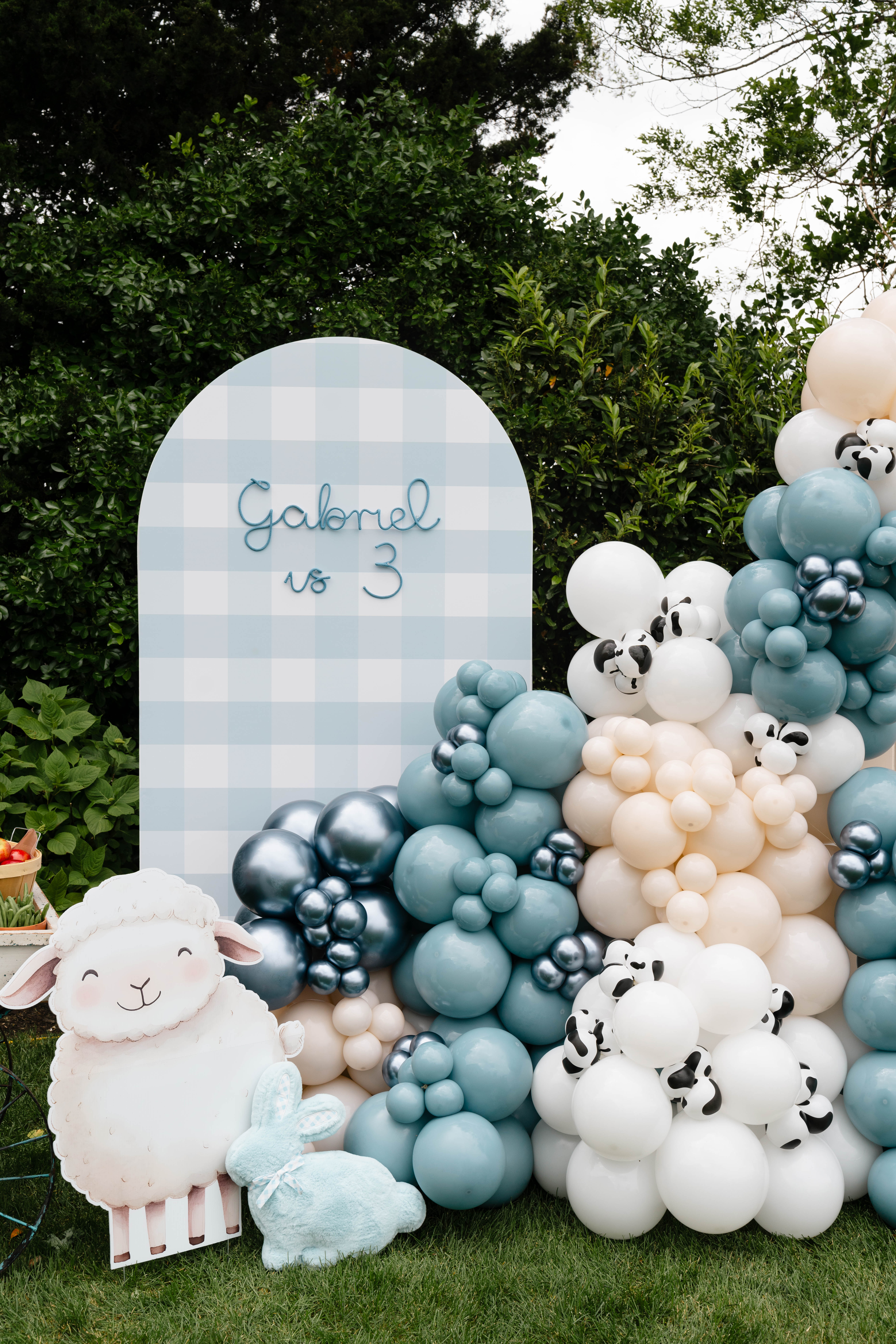 Mila and Gabriel Farmhouse Birthday