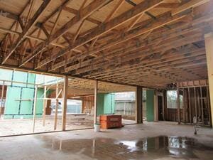 {{ custom_values.service_2 }} in {{custom_values.area_1})