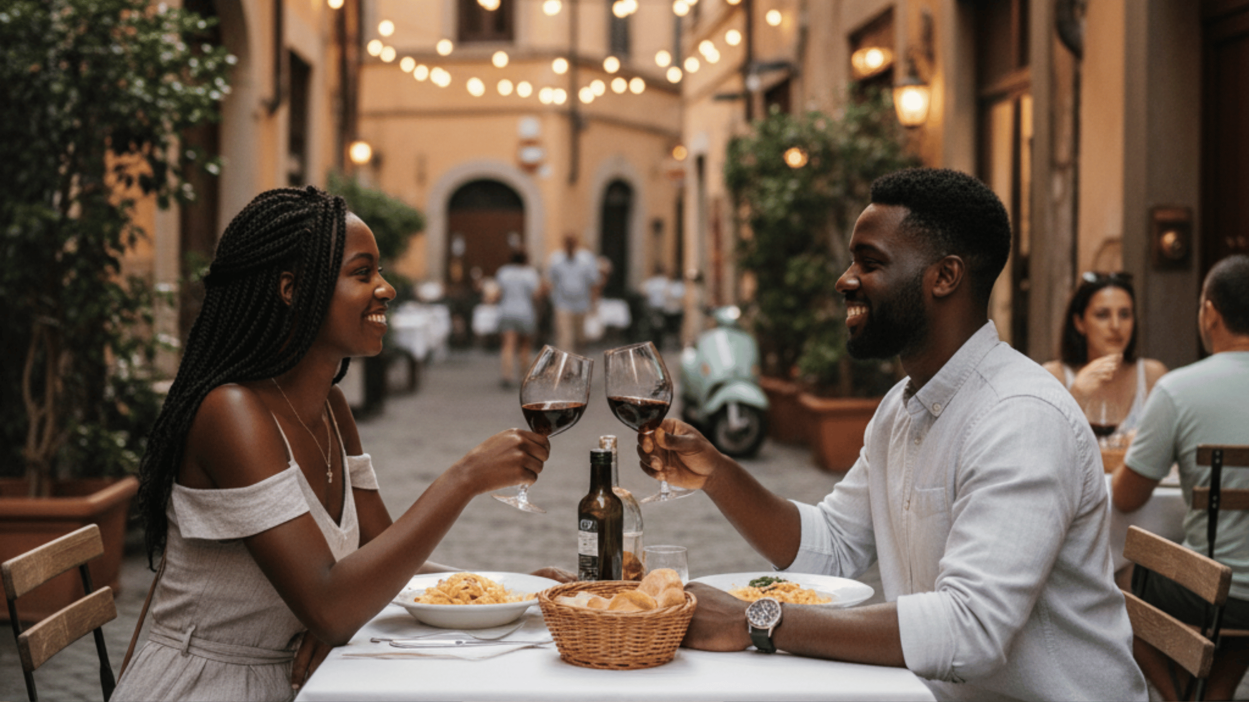 Couple dining outdoors in Italy