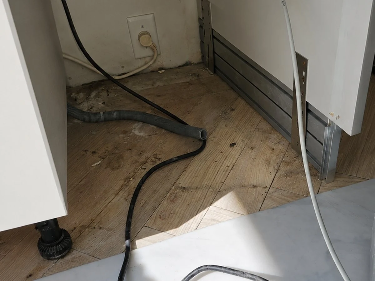 Running, but the ice never arrived &mdash; Sub-Zero UC-15I undercounter ice maker, Kennesaw, GA