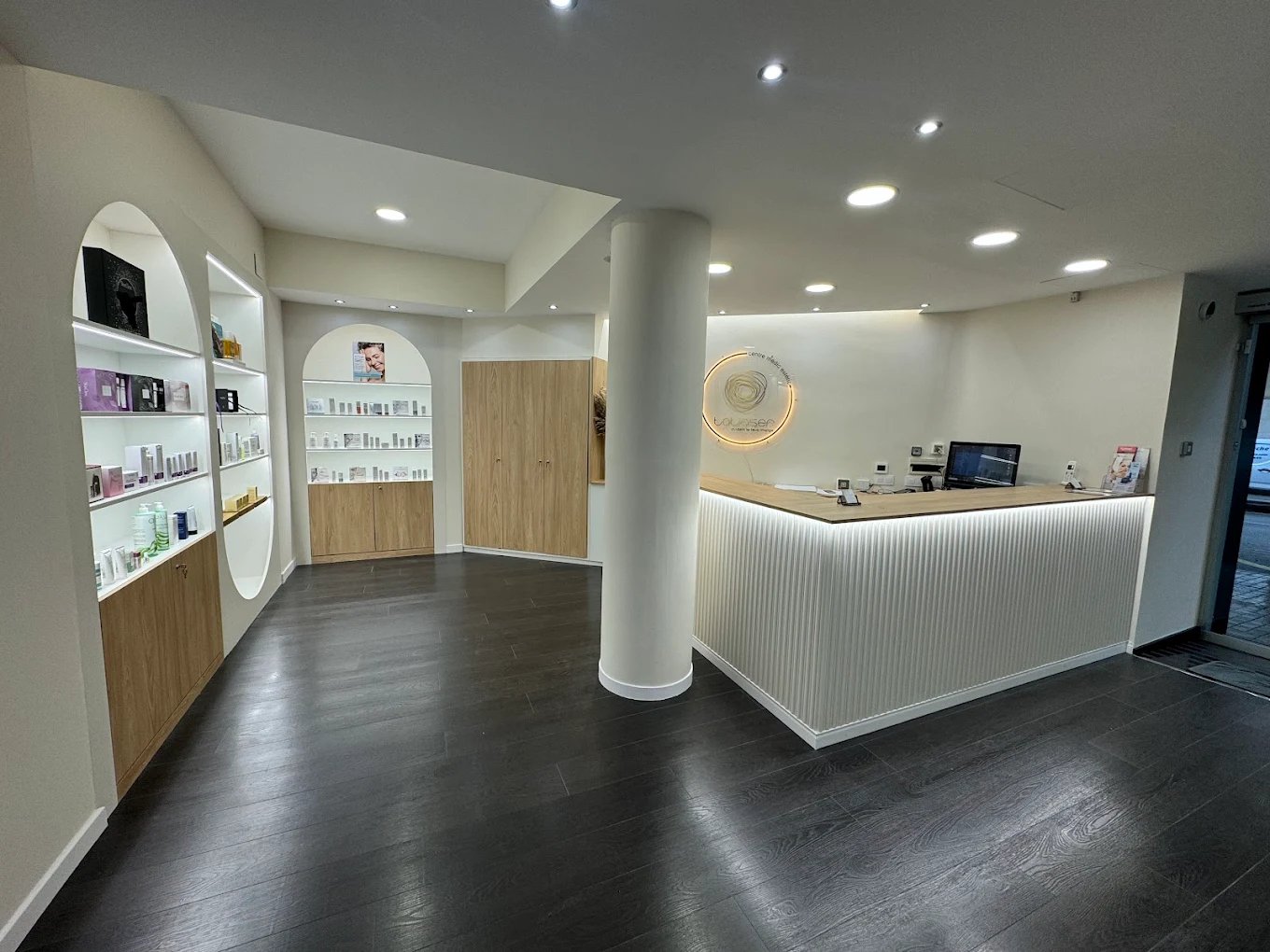 Recepción SIA Clinics Arizala Barcelona