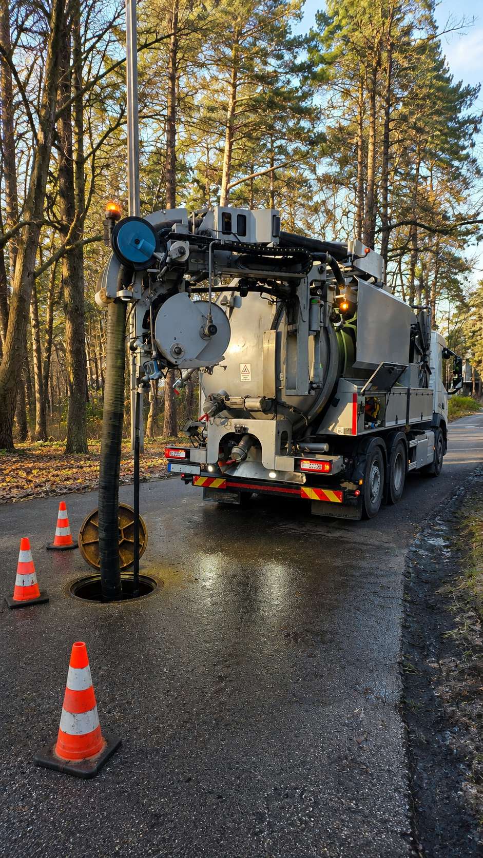 Hydrovac & Vacuum Truck
