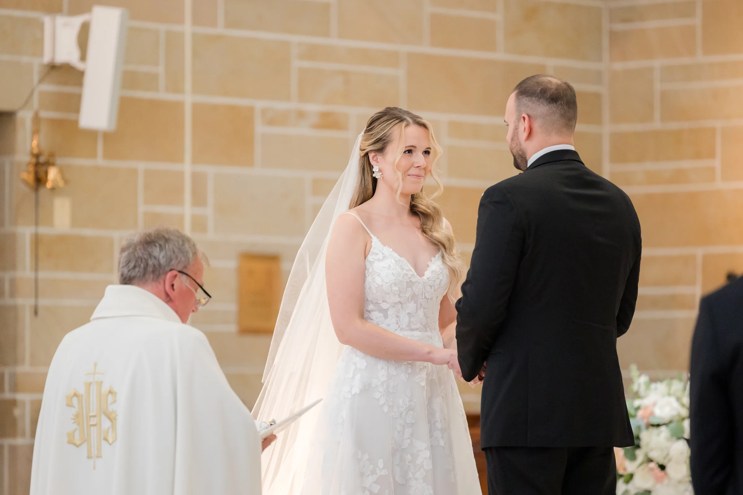Mary and Keith — wedding day moment