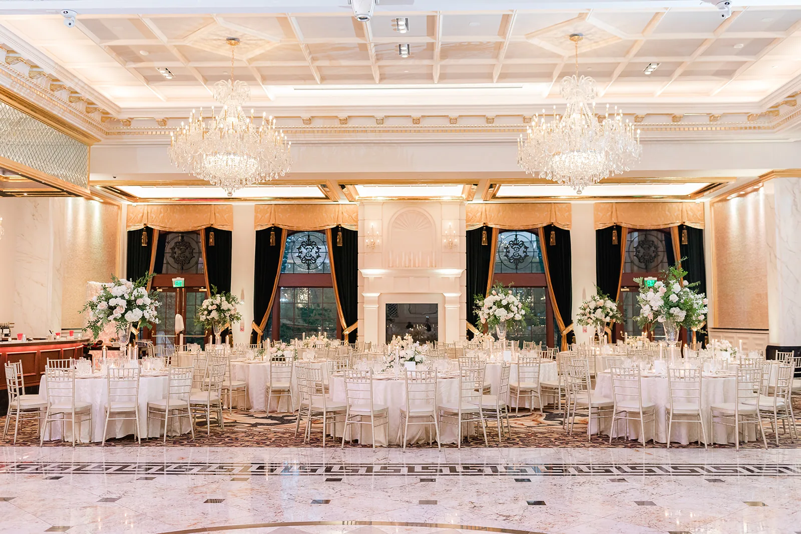 Eleni and Vasili — reception detail close-up