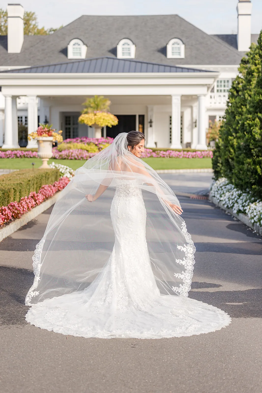 Eleni and Vasili — wedding day moment