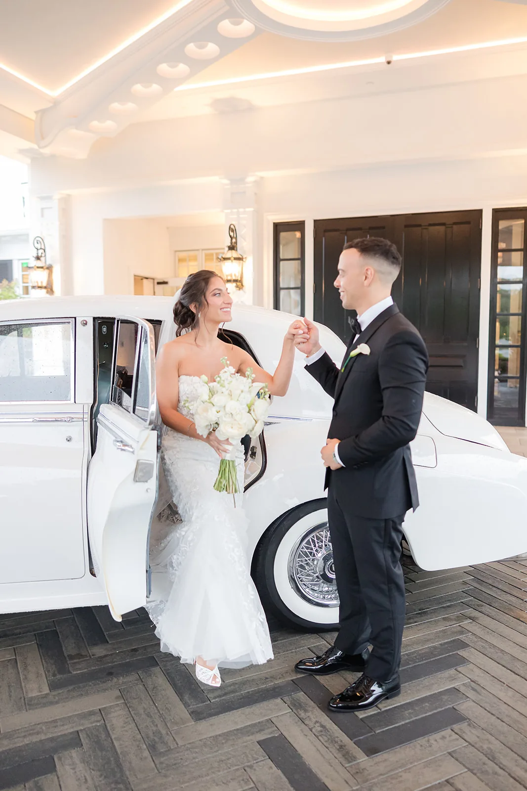 Eleni and Vasili — wedding day moment