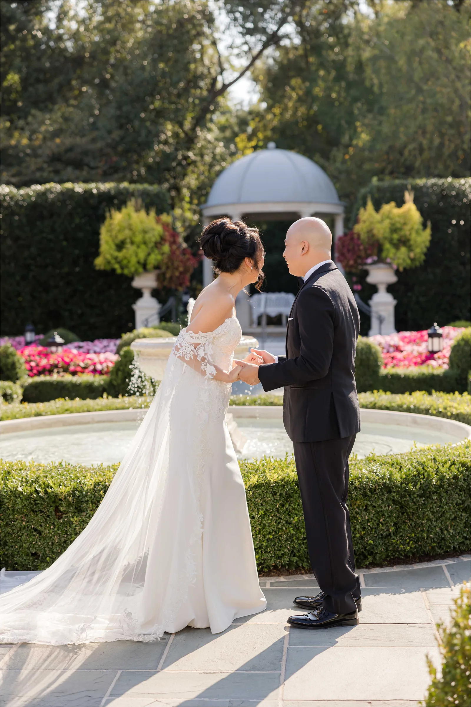 Stephanie and Cliff — couple at the gazebo