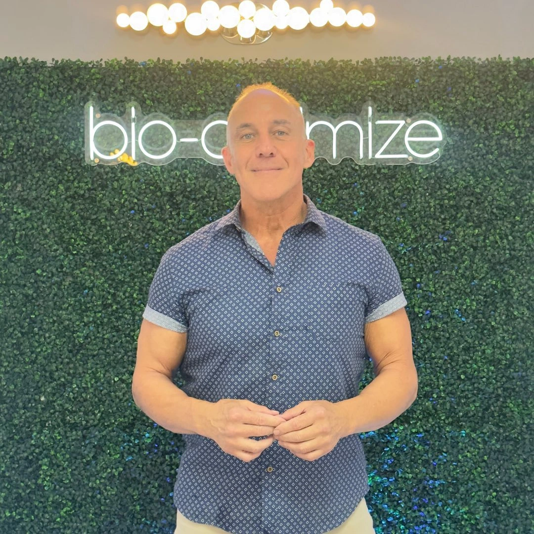 David Lipman, founder of Physical Evidence, Boca Raton's top biohacking clinic.  Redefining how wellness clinics approach recovery by shifting from pain management to preventative, performance-driven care. This feature is for practitioners and health entrepreneurs ready to expand how they support long-term well-being.