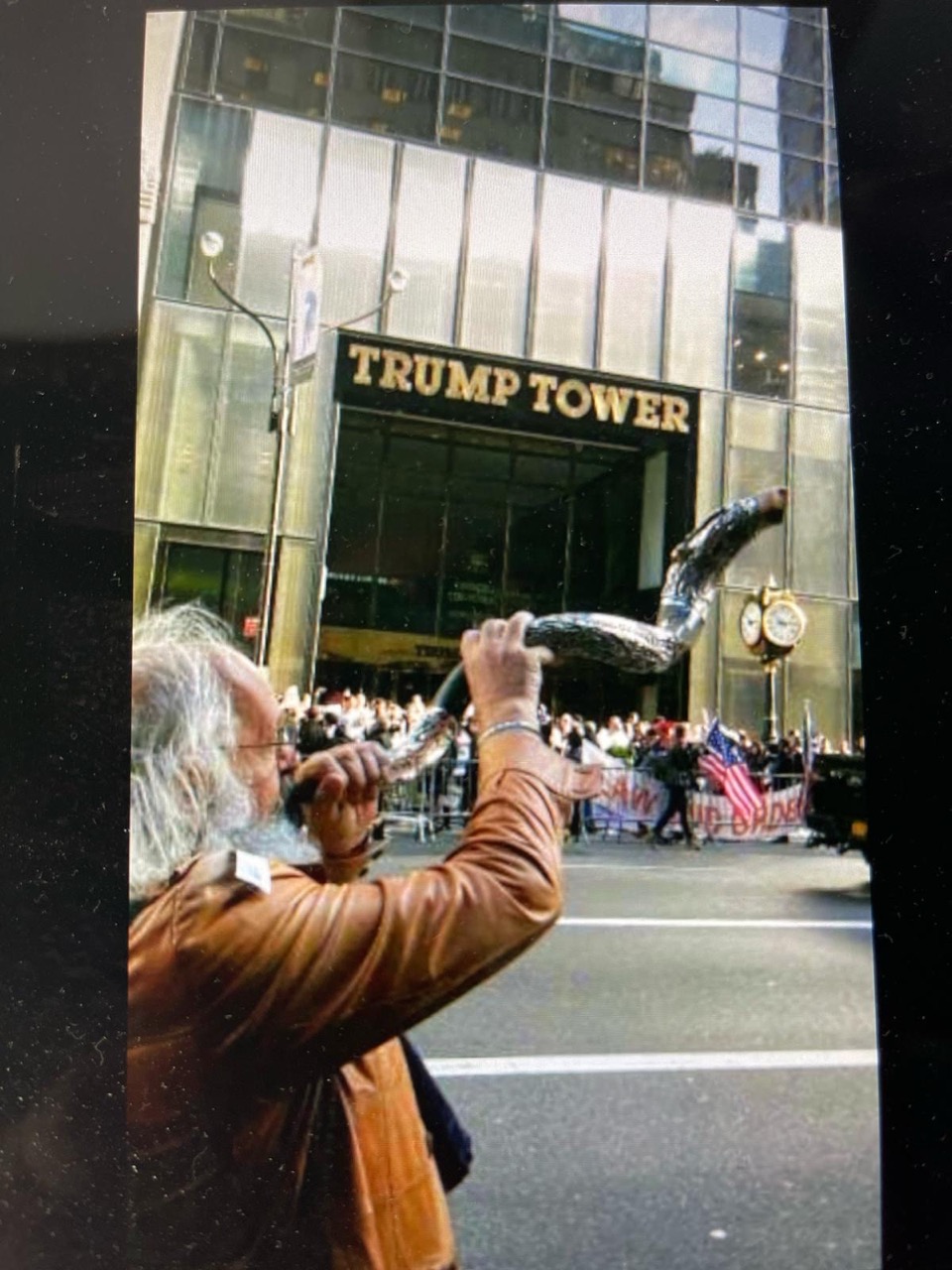 Socrates blowing a shofar in New York