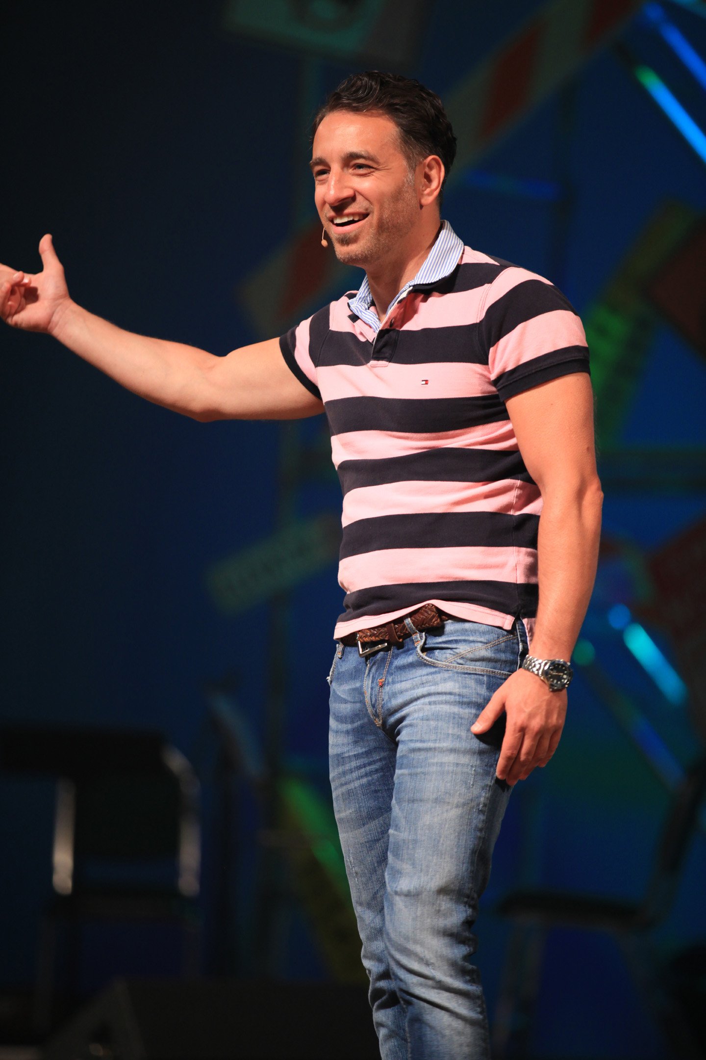 Fabiano Altamura speaking on stage