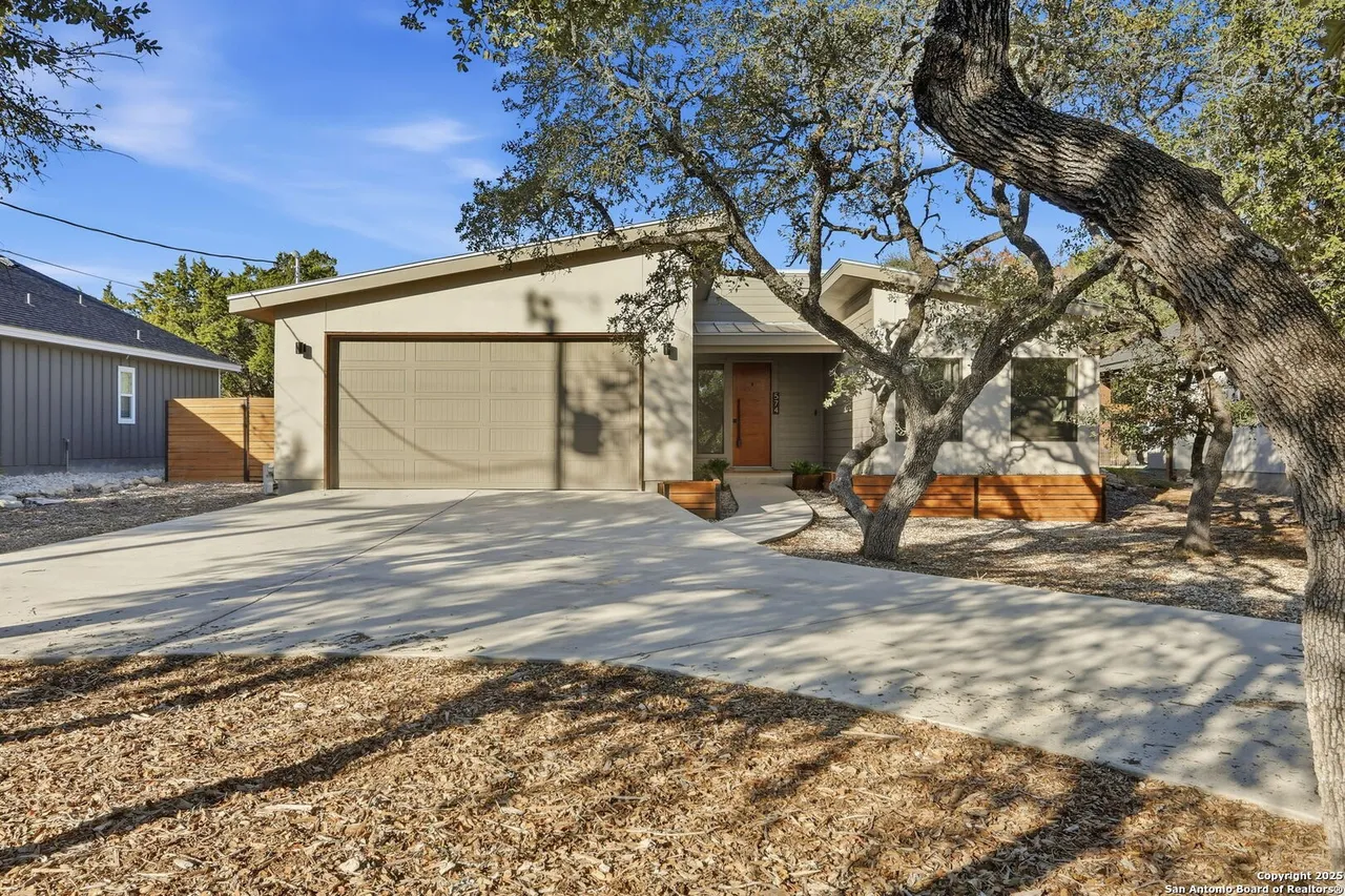 A successfully coordinated senior transition, from longtime home to closing day